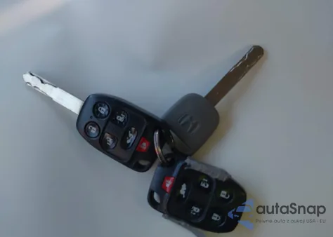 2011 Honda Odyssey Ex-L from USA, damaged, VIN 5FNRL5H66BB041144